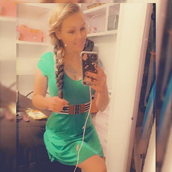 Meet your Posher, Michaela - Picture 7 of 13